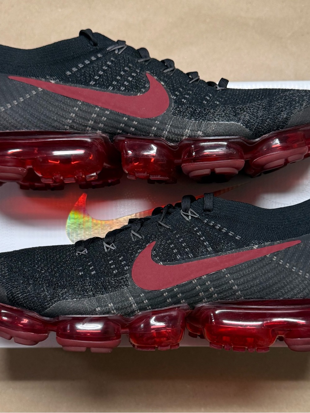Nike Air Vapormax Black Red Bred men’s size 12 running shoes Rare!